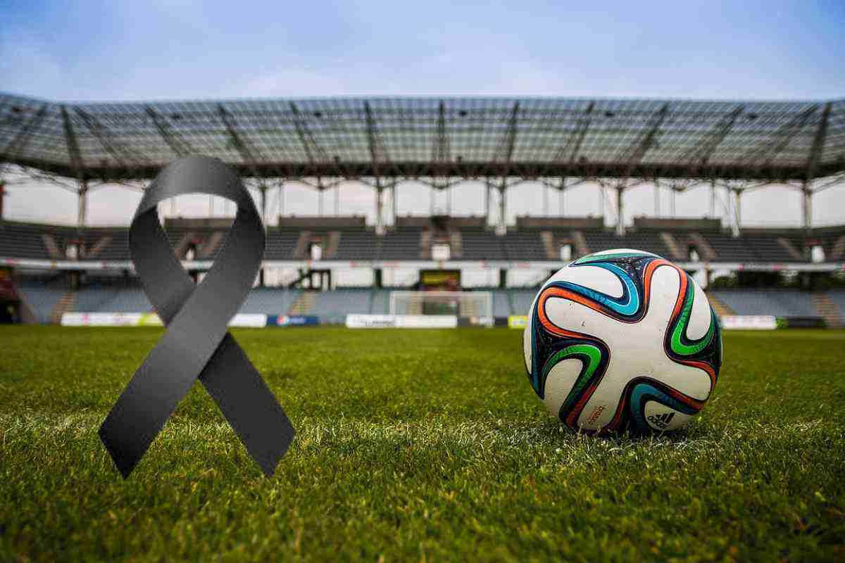 Il mondo del calcio in lutto: ucciso a Napoli l’attaccante 23enne. La drammatica ricostruzione Il mondo del calcio in lutto: ucciso a Napoli l’attaccante 23enne. La drammatica ricostruzione