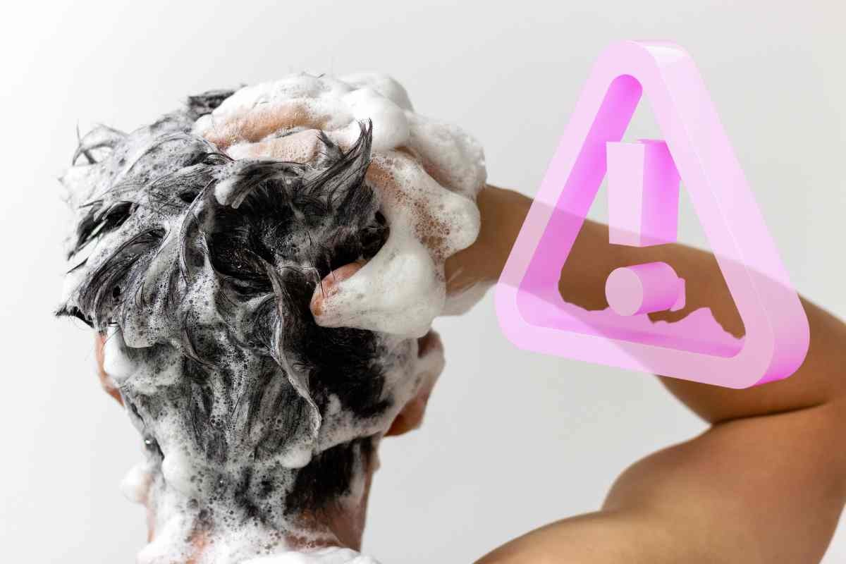 Ho sempre sbagliato ad usare lo shampoo in questo modo e purtroppo me ne sono accorto soltanto ora