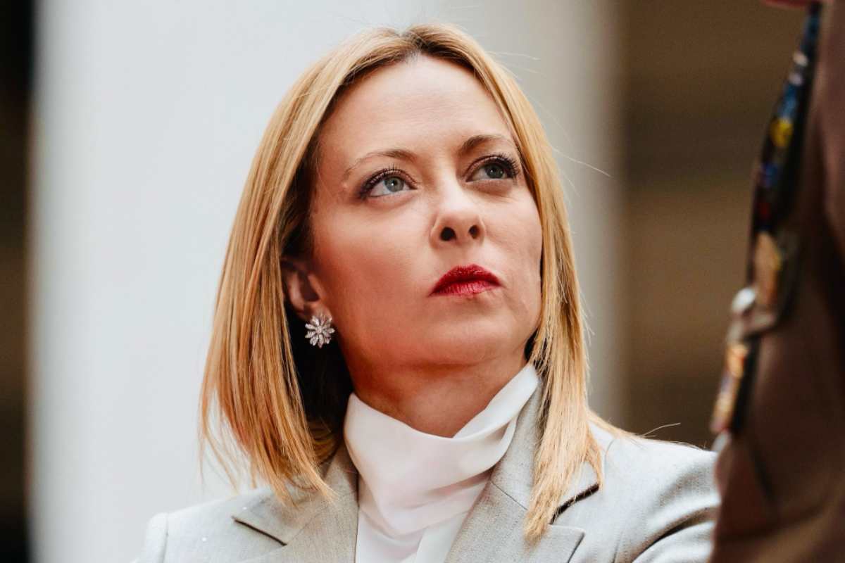 Giorgia Meloni svela il suo reddito. I social impazziscono: “Non è possibile”