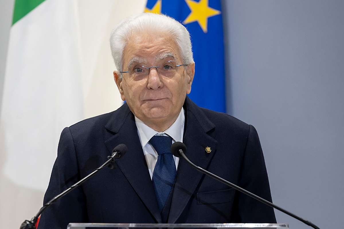 Paura a La Stampa, assalto alla redazione: la solidarietà del presidente Mattarella