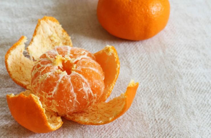 mandarino sbucciato