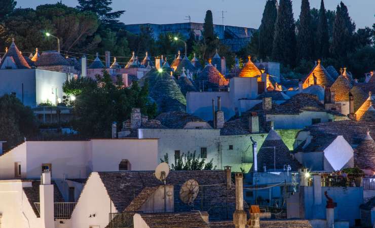Alberobello luci Natale 