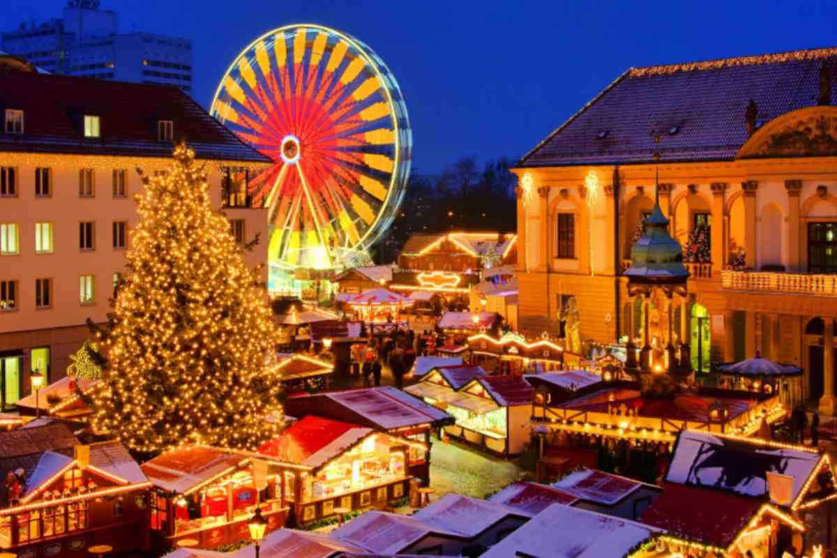 devi prenotare in fretta si parte presto ecco come visitare i mercatini di natale in treno