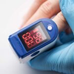 misurare battiti con saturimetro