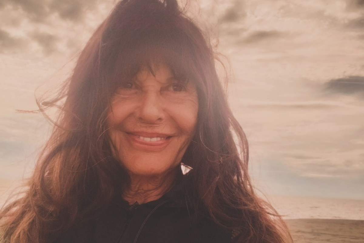 un selfie social di Mita Medici