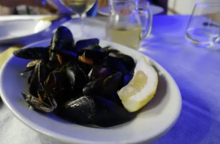 Piatto di impepata di cozze