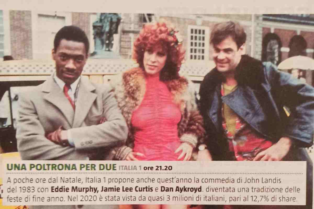 ritaglio di giornale promuove il film Una Poltrona per due