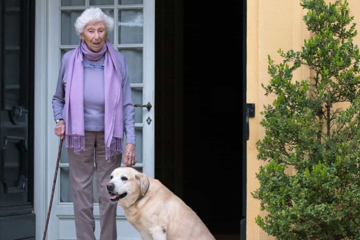 Maria Sole Agnelli con il suo cane