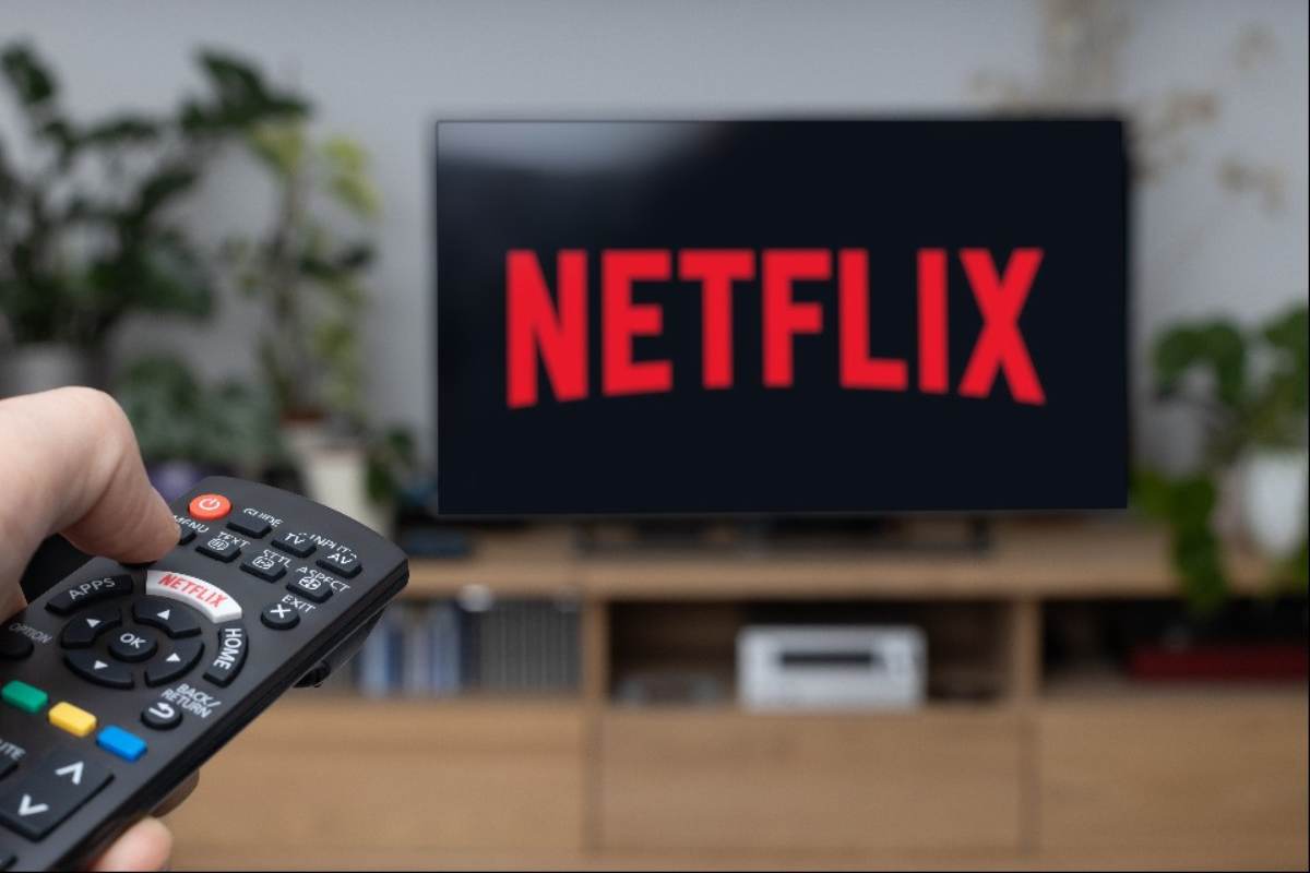 Netflix acquisisce Warner Bros Discovery per 83 miliardi: ecco cosa cambia per gli utenti Netflix acquisisce Warner Bros Discovery per 83 miliardi: ecco cosa cambia per gli utenti