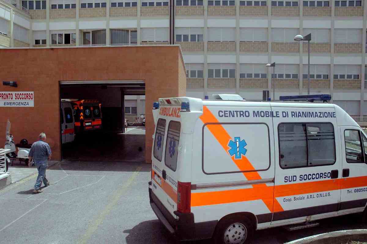 ha mal di testa e muore mentre fa i controlli ennesimo dramma al pronto soccorso da Cityrumors.it ha mal di testa e muore mentre fa i controlli ennesimo dramma al pronto soccorso