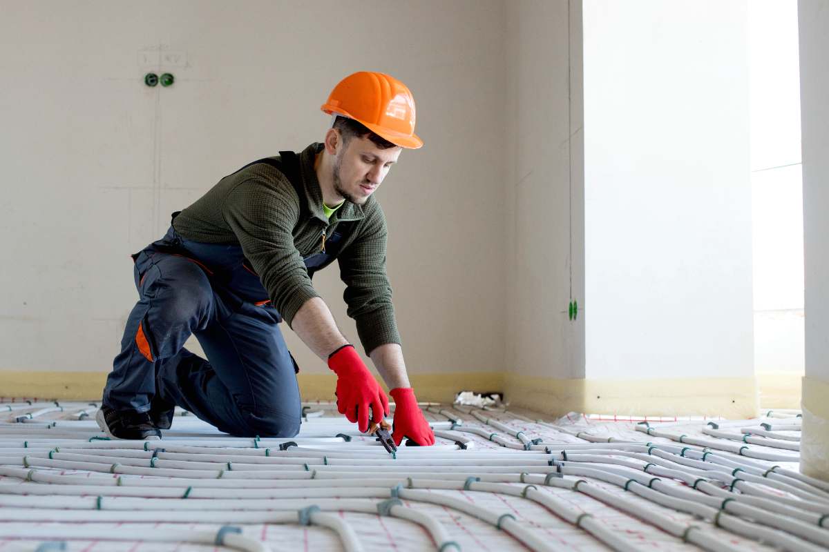 Il riscaldamento a pavimento conviene davvero? Quanto costa e quali sono i vantaggi Il riscaldamento a pavimento conviene davvero? Quanto costa e quali sono i vantaggi