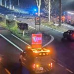 Ambulanze e polizia sull'autostrada dove è accaduta la strage